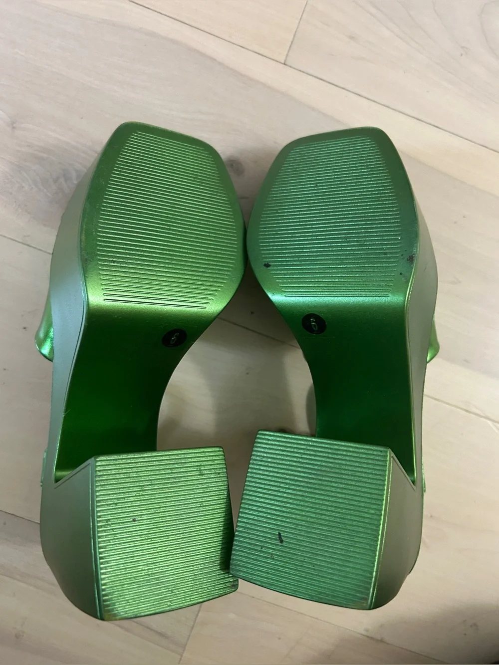 SHEIN metallic green